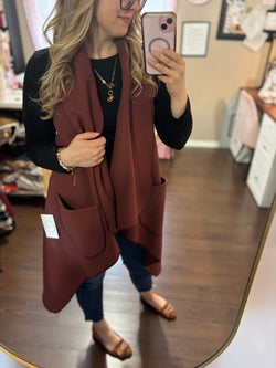 Material  Rosewood - Downtown Vest