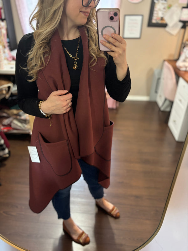 Material  Rosewood - Downtown Vest