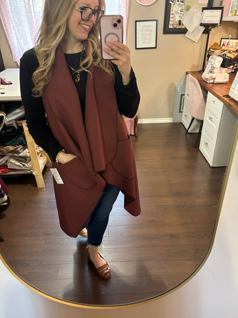 Material  Rosewood - Downtown Vest