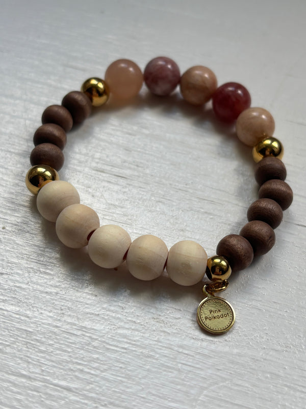 Lovely - 7 inch- Stretch Bracelet