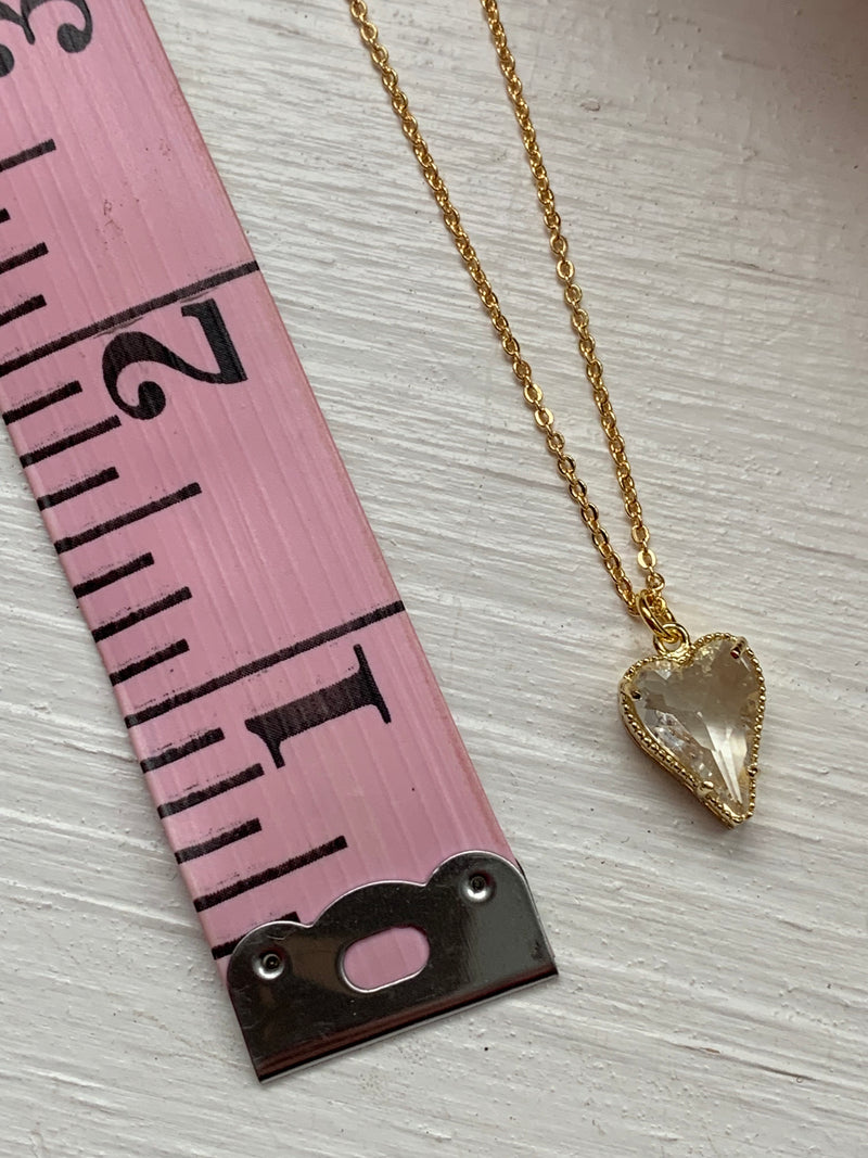 Lovely - Heart Pendant Necklace - Gold Plated