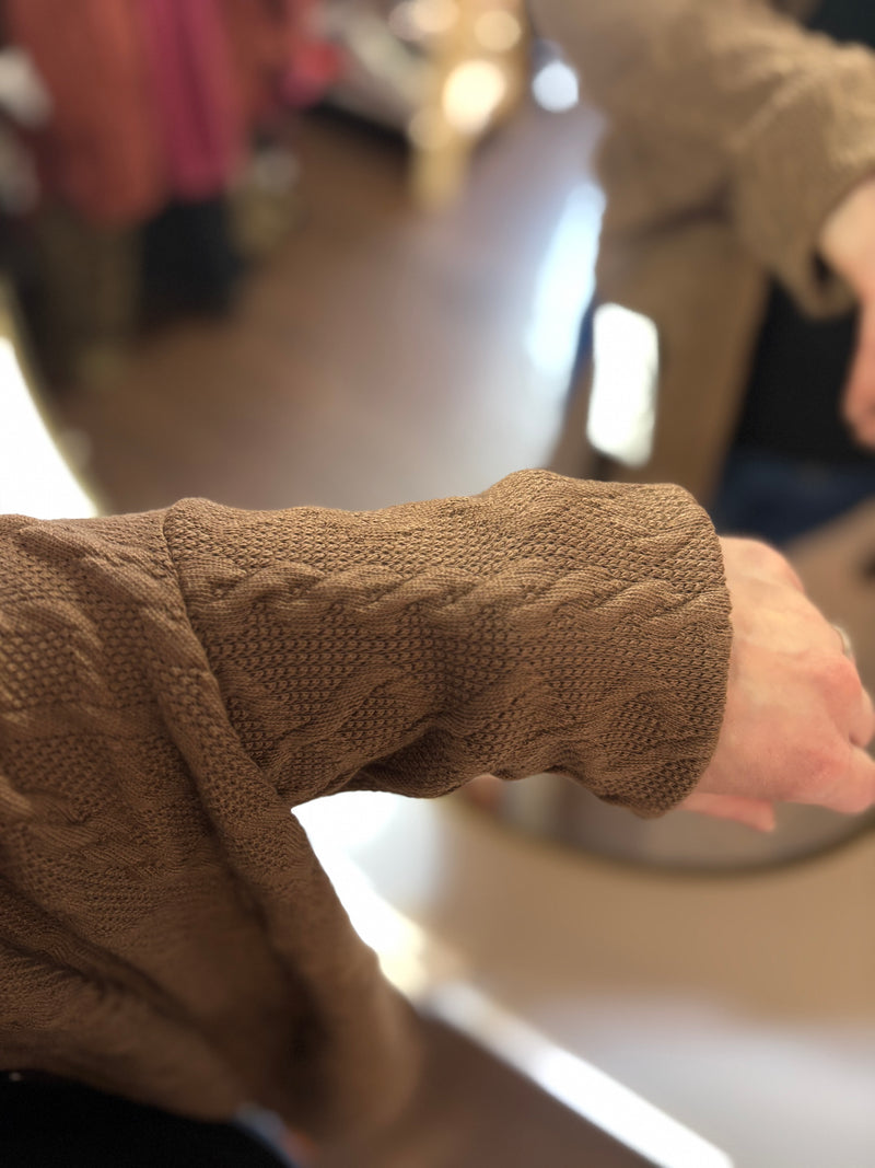 Latte Cable Knit – City Shrug