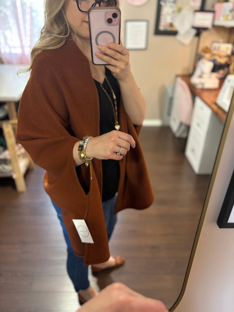 Chestnut – City Shrug